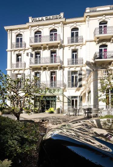 Facade of the hotel Villa GarboLuxury Appart Hotel in Cannes